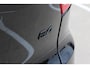Volvo XC40 B4 Automaat Plus Black Edition | Panoramadak met schuif-/kantelfunctie | Elektrisch verstelbare en verwarmbare voorstoelen | Stuurverwarming | Premium audio by Harman Kardon |  360° Parkeercamera |  Microtech/Nubuck Bekleding | 20 inch lichtmetalen Velgen | Keyless | Elektrische Achterklep | Volvo UX Infotainment | Adaptieve Cruise Control