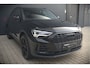 Audi Q3 45 TFSI e Advanced edition | Navigatie | Keyless | Stoelverwarming | Camera | Stuurverwarming | Parkeersensoren | Black Edition | Adaptive Cruise Control | DAB | Navigatie | Ambiance Verlichting | Digital Dash | LED |