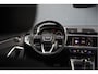 Audi Q3 45 TFSI e Advanced edition | Navigatie | Keyless | Stoelverwarming | Camera | Stuurverwarming | Parkeersensoren | Black Edition | Adaptive Cruise Control | DAB | Navigatie | Ambiance Verlichting | Digital Dash | LED |