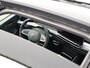 Volkswagen Golf GTE 1.5 eHybrid 272 pk | Matrix LED | Panoramadak | Trekhaak | Stoelverwarming | Camera | Keyless