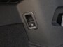 Volkswagen Golf GTE 1.5 eHybrid 272 pk | Matrix LED | Panoramadak | Trekhaak | Stoelverwarming | Camera | Keyless