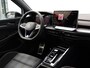 Volkswagen Golf GTE 1.5 eHybrid 272 pk | Matrix LED | Panoramadak | Trekhaak | Stoelverwarming | Camera | Keyless