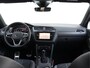 Volkswagen Tiguan 1.5 TSI R-Line Business 150pk DSG | Trekhaak | Achteruitrijcamera | Climate Control | LED | Navigatie |