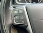 Volvo V60 2.0 T4 Business Sport | Camera | Leder | Panoramadak | Stoelverwarming | Parkeersensoren voor en achter | Xenon | Trekhaak |
