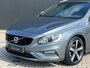 Volvo V60 2.0 T4 Business Sport | Camera | Leder | Panoramadak | Stoelverwarming | Parkeersensoren voor en achter | Xenon | Trekhaak |