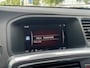 Volvo V60 2.0 T4 Business Sport | Camera | Leder | Panoramadak | Stoelverwarming | Parkeersensoren voor en achter | Xenon | Trekhaak |