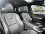Volvo V60 2.0 T4 Business Sport | Camera | Leder | Panoramadak | Stoelverwarming | Parkeersensoren voor en achter | Xenon | Trekhaak |