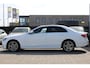 Mercedes-Benz E-klasse 300e AMG Line DISTRONIC PLUS WIDESCREEN SFEER CARPLAY TREKHAAK