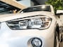 BMW X1 sDrive18i Panorama | Navigatie | Stoelverwarming | Zeer nette auto