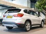 BMW X1 sDrive18i Panorama | Navigatie | Stoelverwarming | Zeer nette auto