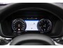 Volvo XC60 2.0 B5 AWD Inscription | Panorama dak | Head-up display | Adaptieve cruise control | Elektrisch verstelbare voorstoelen | Stoel/stuur verwarming | Harman/Kardon | 21" Velgen |