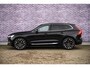 Volvo XC60 2.0 B5 AWD Inscription | Panorama dak | Head-up display | Adaptieve cruise control | Elektrisch verstelbare voorstoelen | Stoel/stuur verwarming | Harman/Kardon | 21" Velgen |