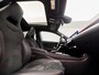 Mercedes-Benz A-klasse 180 AMG Sport Automaat (SCHUIFDAK, APPLE CARPLAY, SFEERVERLICHTING, BURMESTER, KEYLESS, LEDER/ALCANTARA, CAMERA, SPORTSTOELEN, STOELVERWARMING, WIDESCREEN, GETINT GLAS, NIEUWSTAAT)