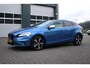Volvo V40 1.5 T3 Polar+ Sport R-Design Automaat Camera/Panodak/Keyless/Stoelverwarming/PDC/Park.Assist/Alcantara/Trekhaak/APK:2027