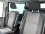 Volkswagen Transporter 2.0 TDI L2H1 204 PK | Airco | Multifunctioneel stuur |  Adaptive cruise control | Apple Carplay | Trekhaak | Dubbele Cabine | Armsteunen | Stoelverwarming | Navigatie | Achteruitrijcamera |