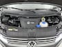 Volkswagen Transporter 2.0 TDI L2H1 204 PK | Airco | Multifunctioneel stuur |  Adaptive cruise control | Apple Carplay | Trekhaak | Dubbele Cabine | Armsteunen | Stoelverwarming | Navigatie | Achteruitrijcamera |