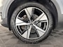Volvo XC40 Recharge P8 AWD R-Design [ 3-Fase ] {SOH-89%} (INCL-BTW) *LEATHER-ALCANTARA | DIGI-COCKPIT | FULL-LED | PREMIUM-AUDIO | TOP-VIEW | CARPLAY | NAVI-FULLMAP | ECC | PDC | KEYLESS | HEATED-SPORTSEATS | BLIS | PRIVACY-GLASS | TOWBAR | 19 "ALU