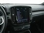 Volvo XC40 Recharge P8 AWD R-Design [ 3-Fase ] {SOH-89%} (INCL-BTW) *LEATHER-ALCANTARA | DIGI-COCKPIT | FULL-LED | PREMIUM-AUDIO | TOP-VIEW | CARPLAY | NAVI-FULLMAP | ECC | PDC | KEYLESS | HEATED-SPORTSEATS | BLIS | PRIVACY-GLASS | TOWBAR | 19 "ALU