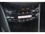 Peugeot 2008 1.2 VTi Allure Pack Premium Plus Automaat. / Nieuwe distr.riem! / Panoramadak / Navigatie / Parkeerhulp achter / 16'' / Getint glas / Bluetooth / Cruise Control
