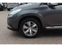Peugeot 2008 1.2 VTi Allure Pack Premium Plus Automaat. / Nieuwe distr.riem! / Panoramadak / Navigatie / Parkeerhulp achter / 16'' / Getint glas / Bluetooth / Cruise Control
