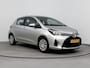 Toyota Yaris 1.5 Hybrid Aspiration | Cruise Control | Climate Control | Parkeercamera | Metaallak | APK 28-07-2026 | NL-Auto | Lederen Stuur |