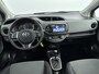 Toyota Yaris 1.5 Hybrid Aspiration | Cruise Control | Climate Control | Parkeercamera | Metaallak | APK 28-07-2026 | NL-Auto | Lederen Stuur |