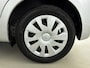Toyota Yaris 1.5 Hybrid Aspiration | Cruise Control | Climate Control | Parkeercamera | Metaallak | APK 28-07-2026 | NL-Auto | Lederen Stuur |