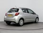 Toyota Yaris 1.5 Hybrid Aspiration | Cruise Control | Climate Control | Parkeercamera | Metaallak | APK 28-07-2026 | NL-Auto | Lederen Stuur |