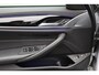 BMW 5-Serie 530e iPerformance High Executive 2018 | Schuifkantel Dak | Stoel & Stuurverwarming | Stoel Verkoeling | Carplay | Lederen Memory Stoelen | Navigatie | Adaptive Cruise Control | Onderhoudshistorie