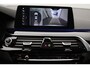 BMW 5-Serie 530e iPerformance High Executive 2018 | Schuifkantel Dak | Stoel & Stuurverwarming | Stoel Verkoeling | Carplay | Lederen Memory Stoelen | Navigatie | Adaptive Cruise Control | Onderhoudshistorie