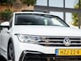 Volkswagen Tiguan 1.5 TSI R-Line / Panoramadak / IQ Light / Adaptive Cruise Control / 20" LMV