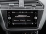 Volkswagen Tiguan 1.5 TSI R-Line / Panoramadak / IQ Light / Adaptive Cruise Control / 20" LMV