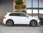 Volkswagen Tiguan 1.5 TSI R-Line / Panoramadak / IQ Light / Adaptive Cruise Control / 20" LMV