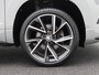 Skoda Karoq 1.5 TSi 150 Pk Sportline Business | LED | Camera | Canton Audio | Adaptive Cruise | Navigatiesysteem | Carplay | Keyless | 19 Inch