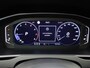Volkswagen Passat Variant 1.5 TSI Business | Automaat | Navigatie | Climate Control | Achteruitrijcamera | Apple Carplay / Android Auto | Elektrische Achterklep | Lichtmetalen Velgen |