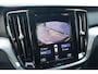 Volvo V60 2.0 T6 Twin Engine AWD Momentum Pro Cruise control | Extra getint glas | 18" lichtmetalen velgen | Adaptieve LED koplampen | Parkeersensoren achter | Parkeercamera | Trekhaak | Elektr. bedienbare achterklep |