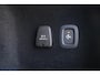 Volvo V60 2.0 T6 Twin Engine AWD Momentum Pro Cruise control | Extra getint glas | 18" lichtmetalen velgen | Adaptieve LED koplampen | Parkeersensoren achter | Parkeercamera | Trekhaak | Elektr. bedienbare achterklep |
