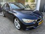 BMW 3-Serie 328i High ExecutiveLeder/Grtnavi/Headup/xenon