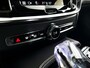 Volvo V60 T6 Plug-in hybrid AWD Plus Dark | Panoramadak | Harman Kardon | 360° camera | Trekhaak | Stoel- stuurverwarming