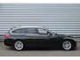 BMW 3-Serie Touring 320i 184pk High Executive Automaat NL-Auto NAP Clima Cruise Navi PDC El. Klep 18"LMV