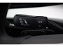 Volkswagen Golf Variant 1.5 eTSI Life Business 116PK / 85kW, DSG, Digitaal instrumentenpaneel, Apple Carplay & Android Auto, navigatie, verwarmbare voorstoelen met massagefunctie, LED koplampen, adaptieve cruise control (acc), parkeersensoren voor en achter (pdc), DAB+, multifunctioneel lederen stuurwiel, sfeerverlichting, 16" 'Norfolk' LMV, elektrisch verstel-, verwarm- en inklapbare buitenspiegels