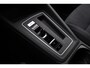 Volkswagen Golf Variant 1.5 eTSI Life Business 116PK / 85kW, DSG, Digitaal instrumentenpaneel, Apple Carplay & Android Auto, navigatie, verwarmbare voorstoelen met massagefunctie, LED koplampen, adaptieve cruise control (acc), parkeersensoren voor en achter (pdc), DAB+, multifunctioneel lederen stuurwiel, sfeerverlichting, 16" 'Norfolk' LMV, elektrisch verstel-, verwarm- en inklapbare buitenspiegels