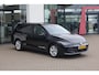 Volkswagen Golf Variant 1.5 eTSI Life Business 116PK / 85kW, DSG, Digitaal instrumentenpaneel, Apple Carplay & Android Auto, navigatie, verwarmbare voorstoelen met massagefunctie, LED koplampen, adaptieve cruise control (acc), parkeersensoren voor en achter (pdc), DAB+, multifunctioneel lederen stuurwiel, sfeerverlichting, 16" 'Norfolk' LMV, elektrisch verstel-, verwarm- en inklapbare buitenspiegels