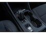 Volvo XC40 1.5 T5 Recharge Business Pro | Keyless Entry | Elektrisch inklapbare trekhaak | Elektrische Achterklep | Cruise Control | DAB | Parkeerverwarming | Volvo On Call |