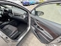 Toyota C-HR 1.8 HYBRID EXECUTIVE NL-AUTO HALF-LEDER TREE-PLANKEN JBL-AUDIO STOEL/STUURVERW NAVI KEYLESS PARK-SENSOREN LED