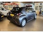 Toyota Yaris 1.5 Hybrid Active. 32.000 KM! Grootbeeld navi.