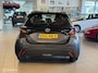 Toyota Yaris 1.5 Hybrid Active. 32.000 KM! Grootbeeld navi.