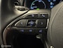 Toyota Yaris 1.5 Hybrid Active. 32.000 KM! Grootbeeld navi.