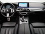 BMW 5-Serie 530i xDrive High Executive | M Sportpakket | Adaptief onderstel | Apple Carplay/Android Auto | Adaptieve LED koplampen | Shadow Line | 12 Maanden BOVAG Garantie |
