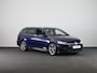 Volkswagen Golf Variant 1.5 TSI Highline Business R 150 pk Automaat | Navigatie | Parkeersensoren | Achteruitrijcamera | Adaptieve cruise control | R-Line |